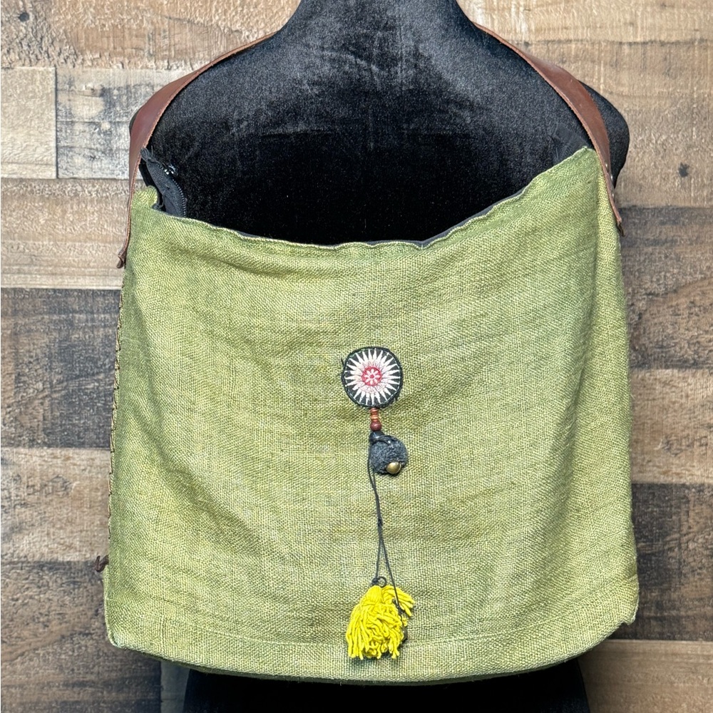 Amano Fair Trade Green Brown Handbag Tote Bag Purse Boho Hippie Chick SM 235 - Picture 2 of 7